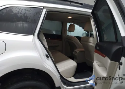 2010 Subaru Outback 2.5I Limited z USA, uszkodzony, nr VIN 4S4BRCKC1A3371817